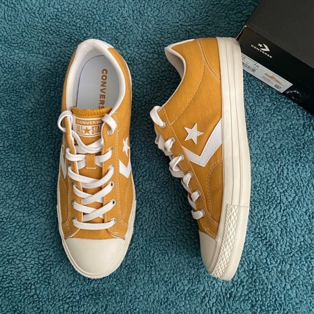 Converse Sneakers, Star Player OX, Men’s Size 10